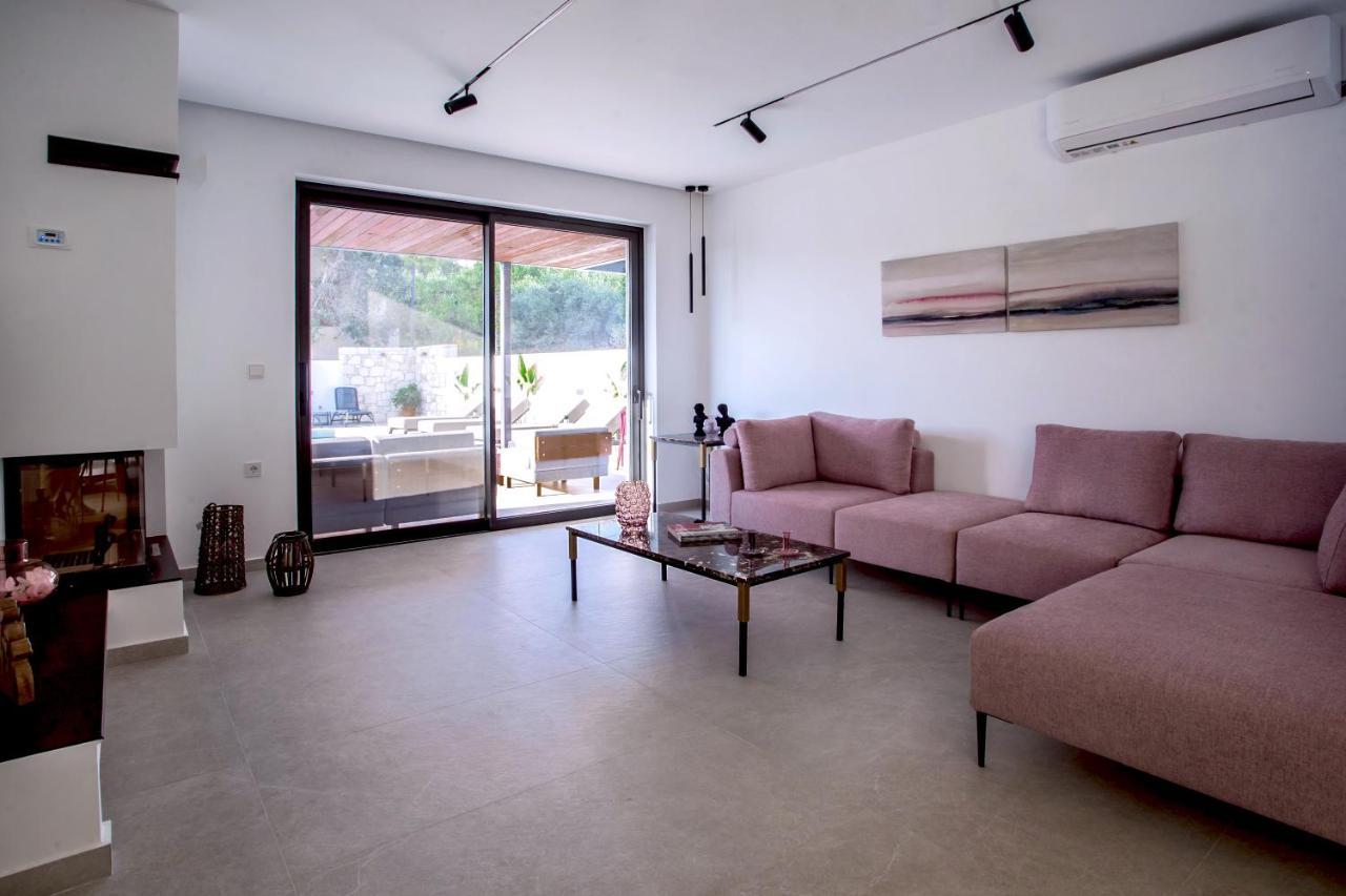 Avrilia Seaside Villa Heated Pool Almirida Exterior foto