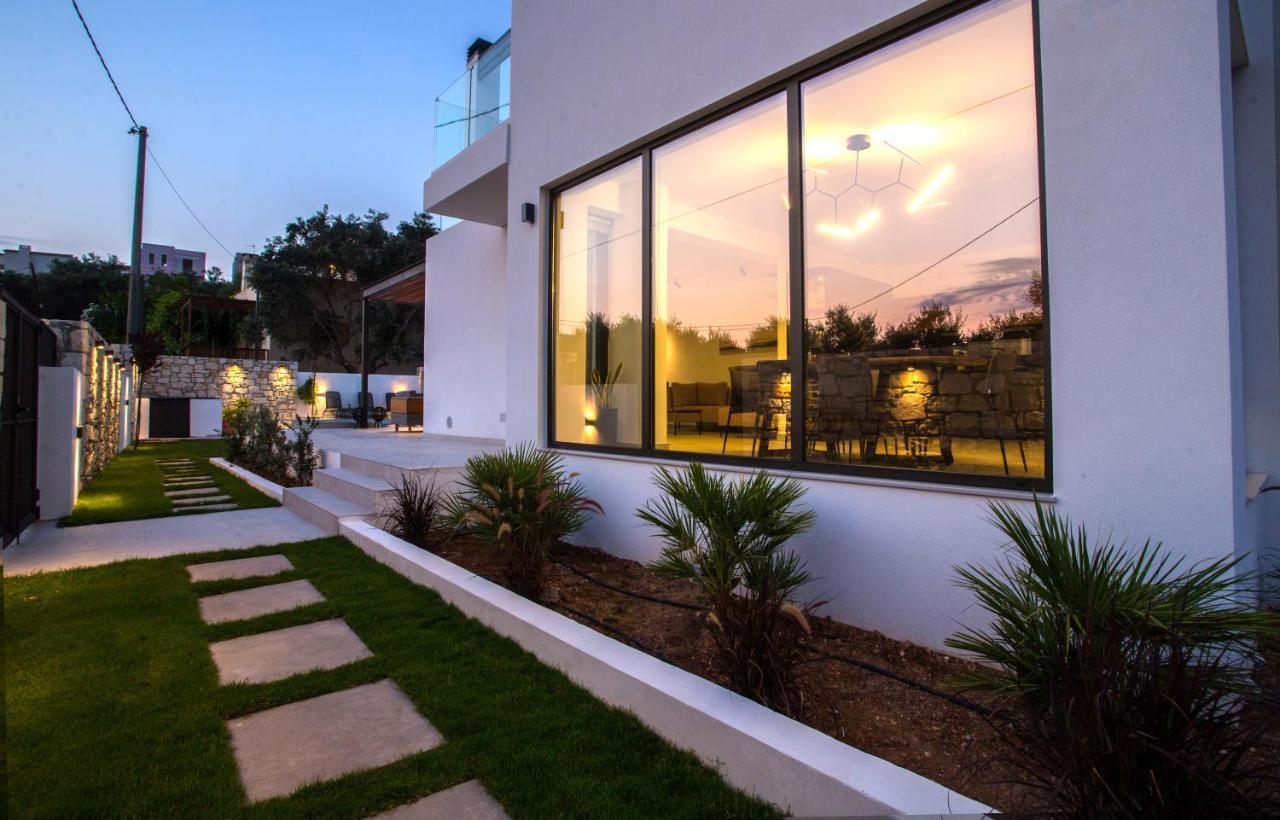 Avrilia Seaside Villa Heated Pool Almirida Exterior foto