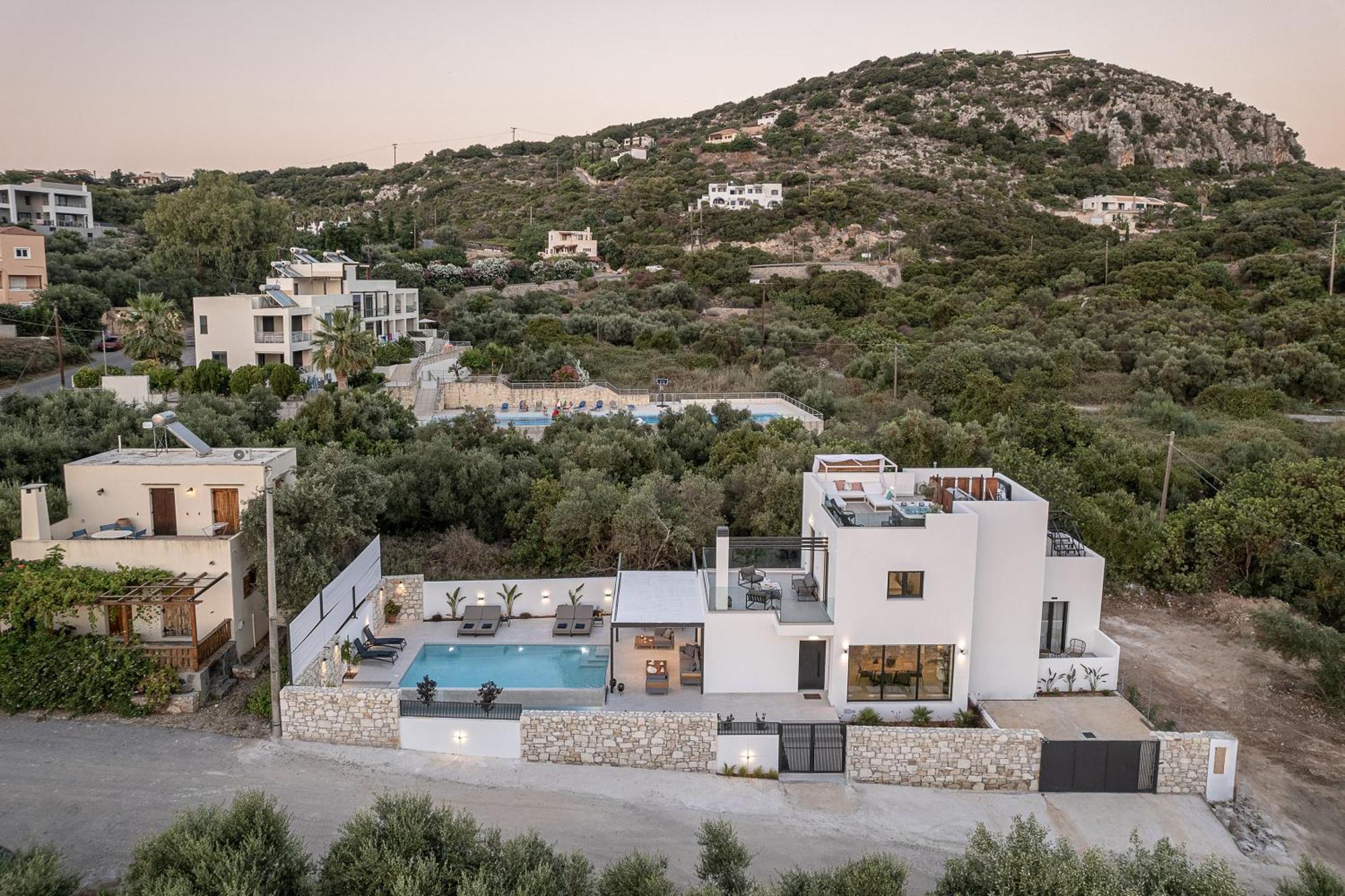 Avrilia Seaside Villa Heated Pool Almirida Exterior foto
